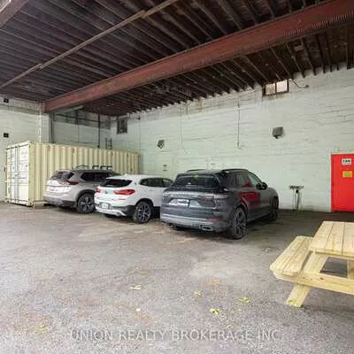 Commercial for sale, 186, Munro, South Riverdale, Toronto