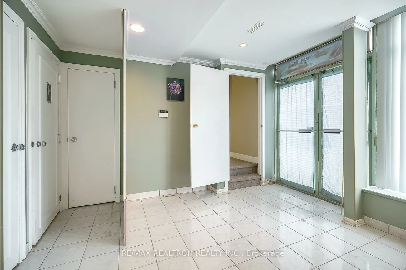 110, Ironside, Rouge E11, Toronto
