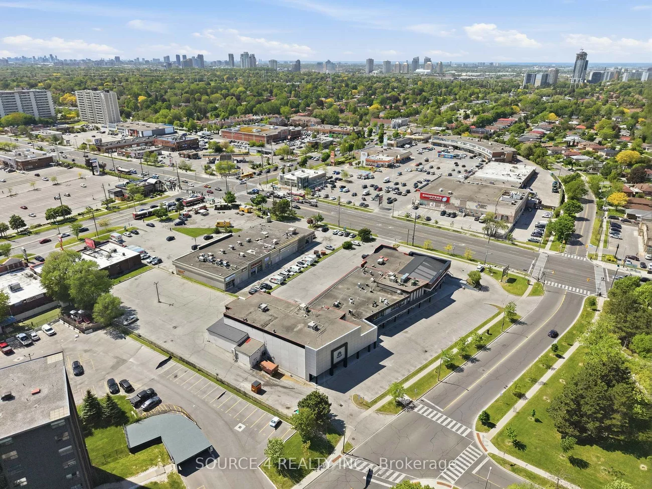 3601, Lawrence, Woburn, Toronto