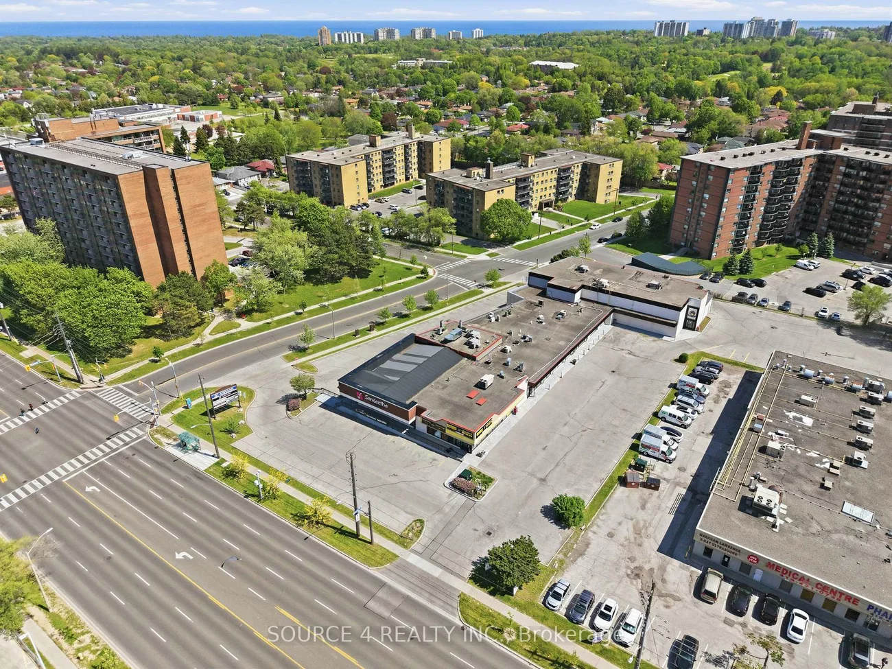 3601, Lawrence, Woburn, Toronto