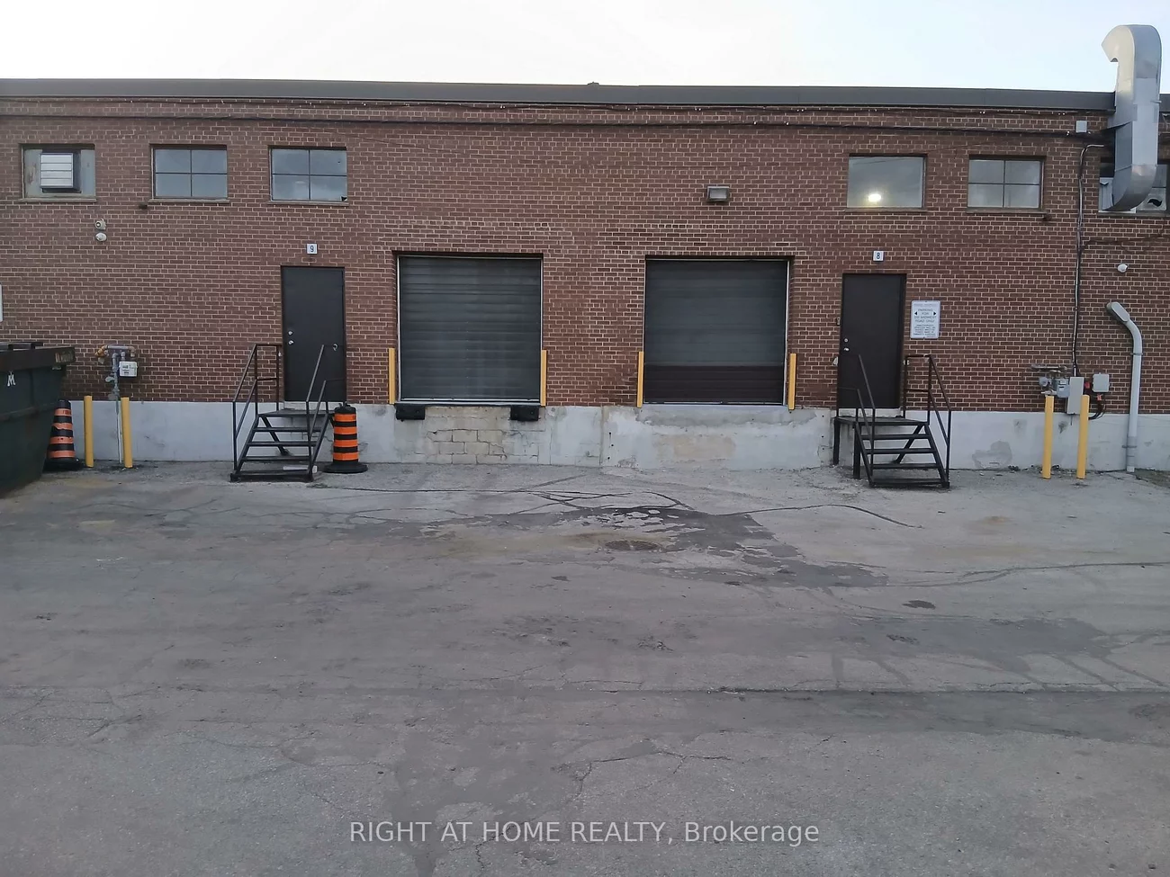 120, Midwest, Dorset Park, Toronto