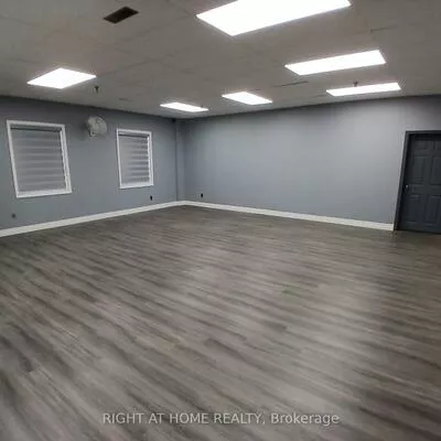 Commercial for sale, 120, Midwest, Dorset Park, Toronto