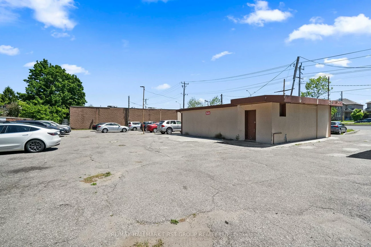 4656, Kingston, West Hill, Toronto