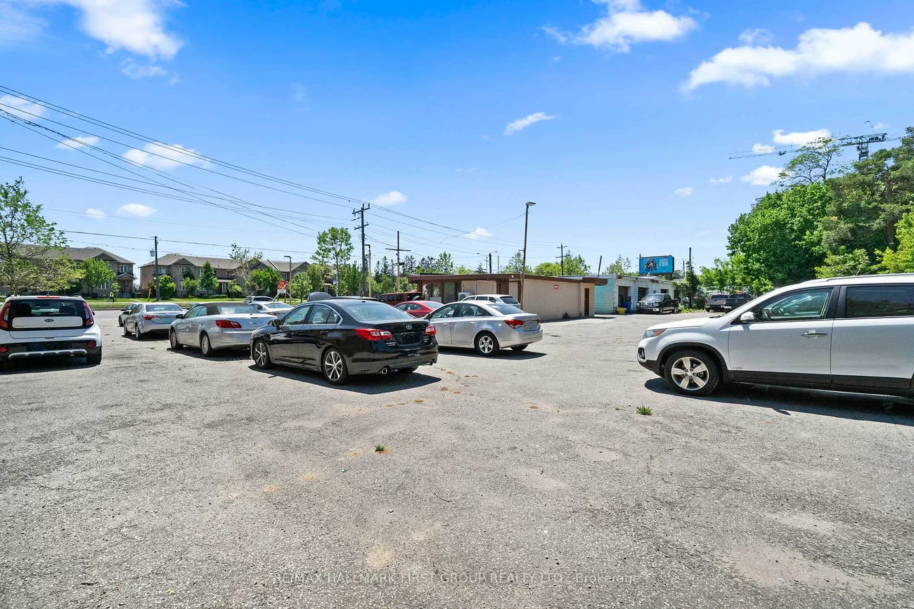 4656, Kingston, West Hill, Toronto