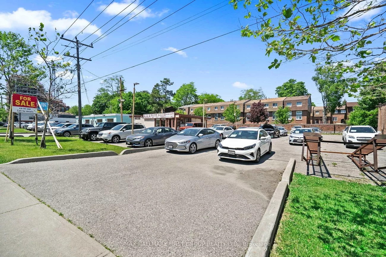 4656, Kingston, West Hill, Toronto