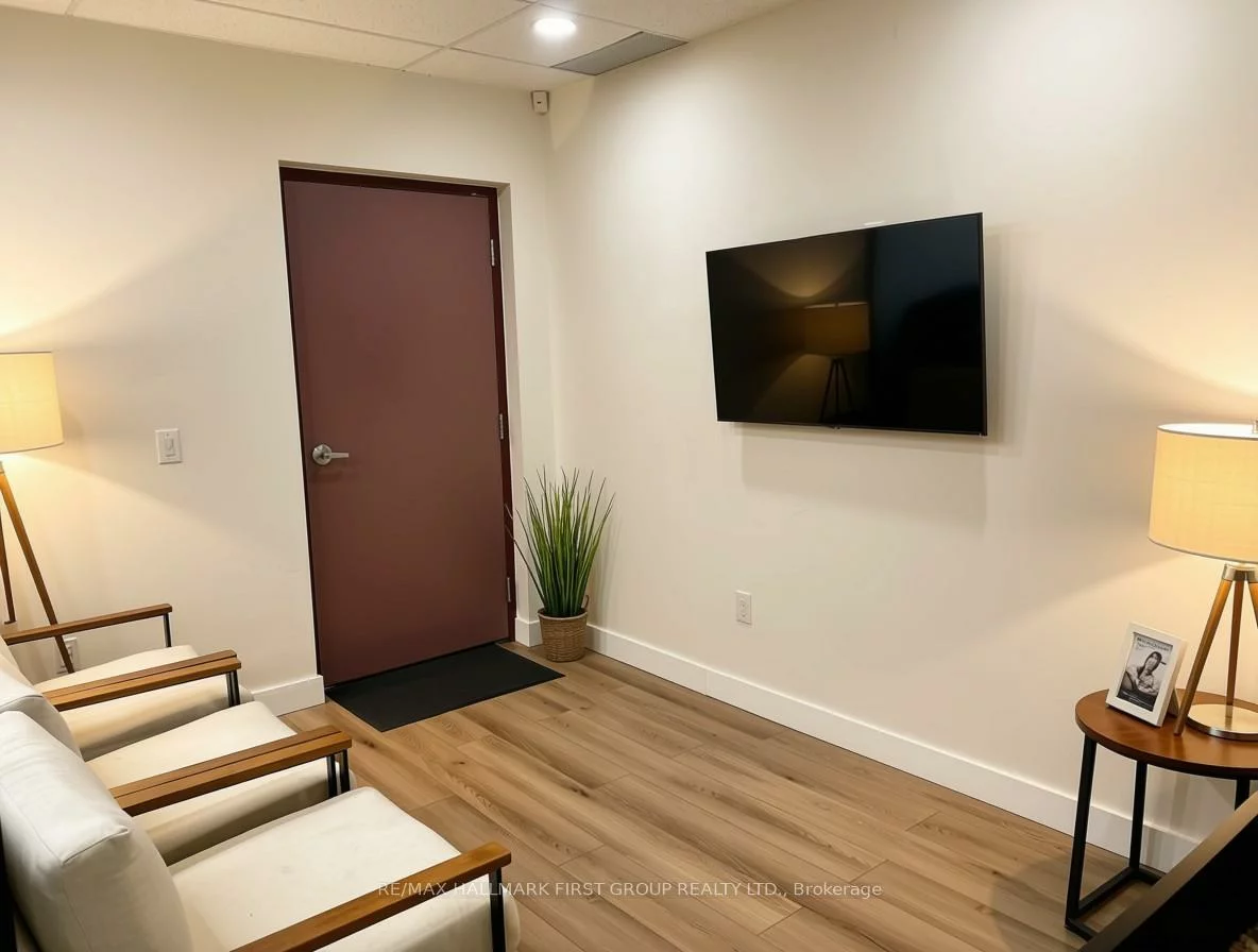 2225, Markham, Rouge E11, Toronto