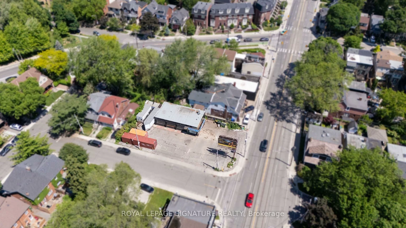76, Kingston, Woodbine Corridor, Toronto