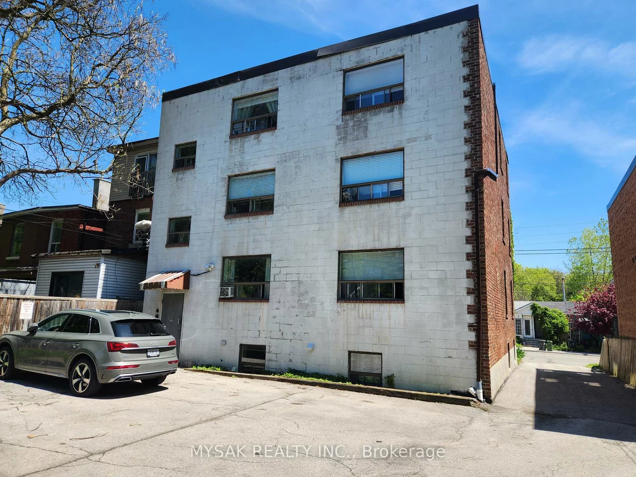 144, Coxwell, Greenwood-Coxwell, Toronto