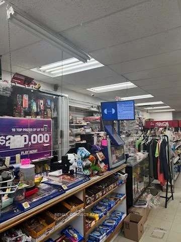 2763, Danforth, East End-Danforth, Toronto