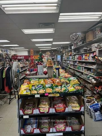 2763, Danforth, East End-Danforth, Toronto