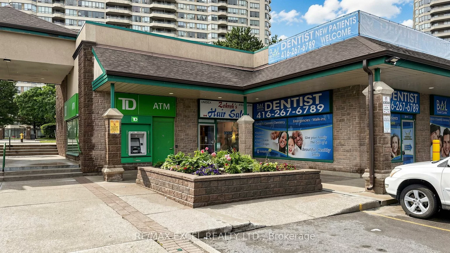 4, Greystone Walk, Kennedy Park, Toronto
