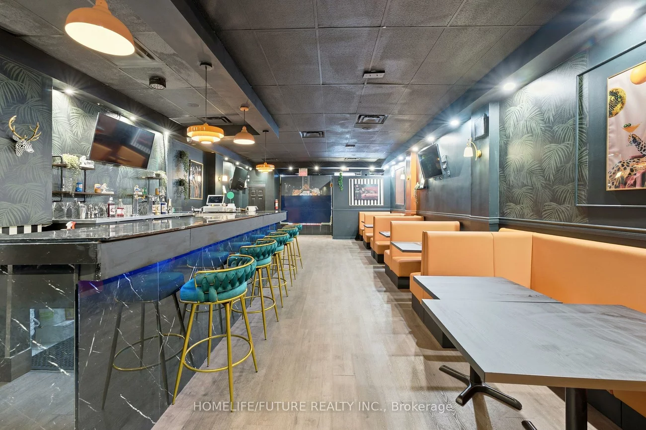 4288, Kingston, West Hill, Toronto