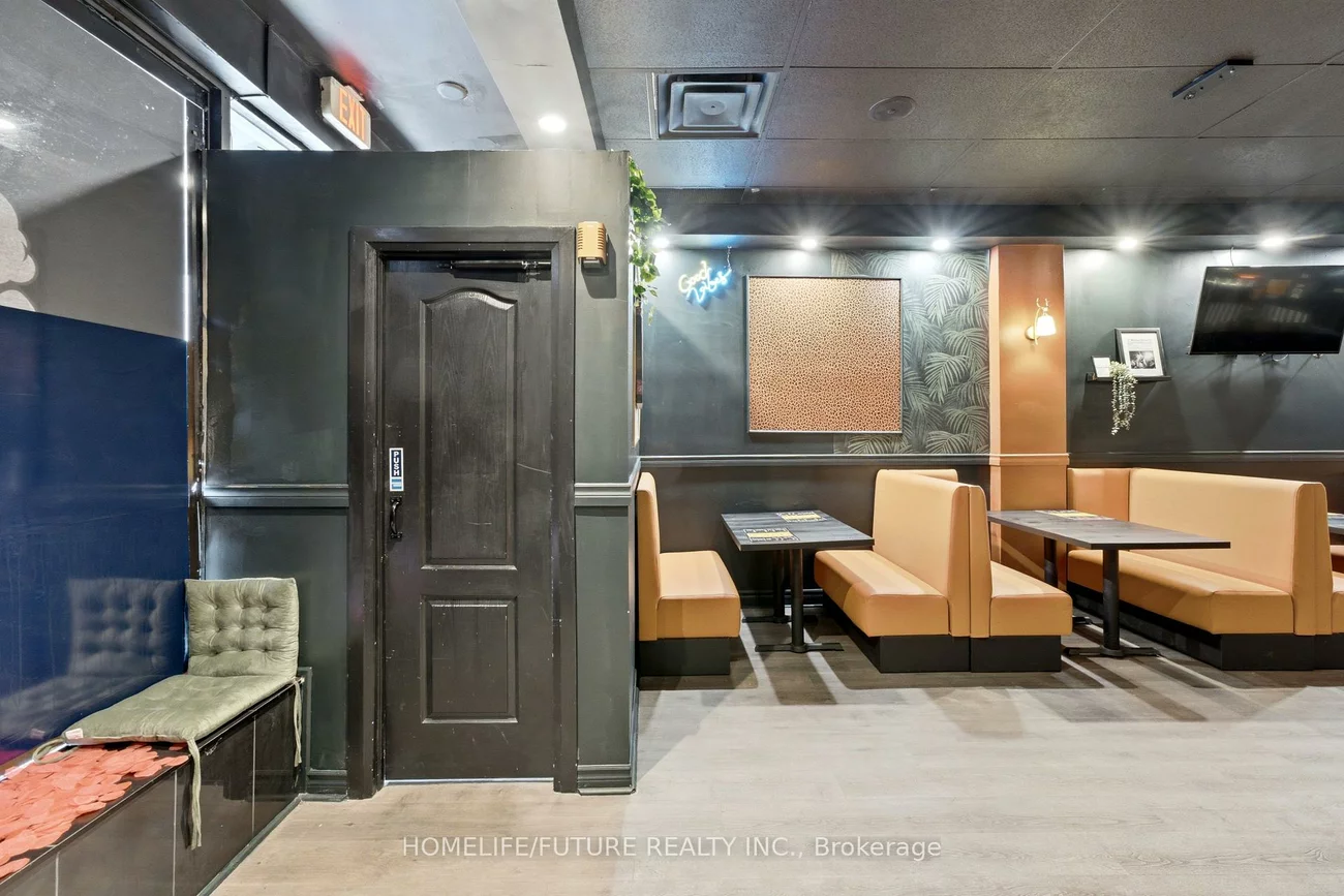 4288, Kingston, West Hill, Toronto