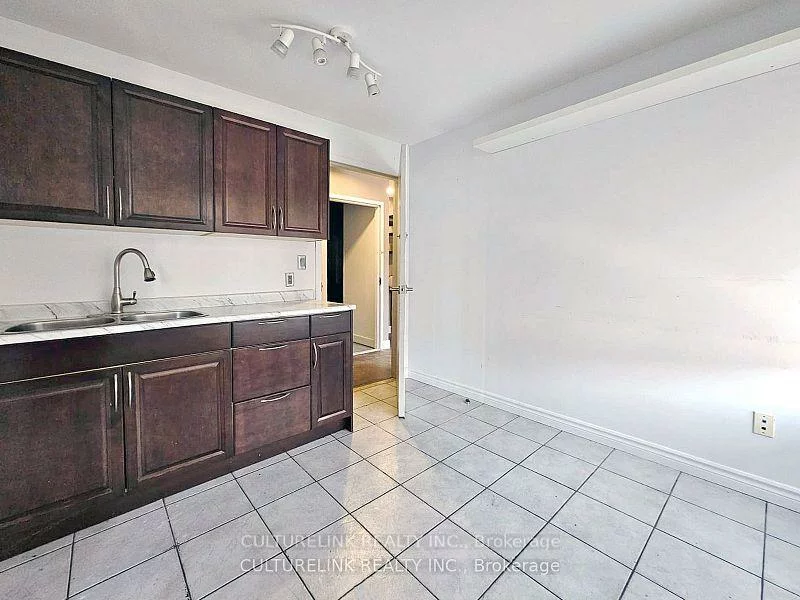 501, Passmore, Milliken, Toronto