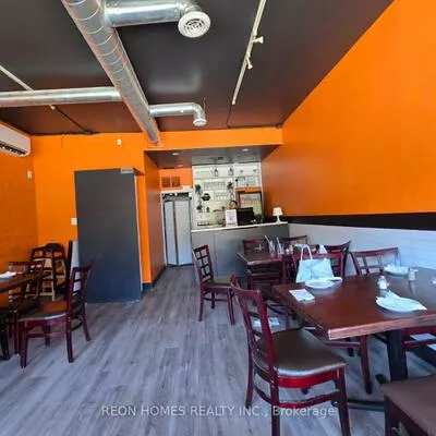 1056, Gerrard, North Riverdale, Toronto