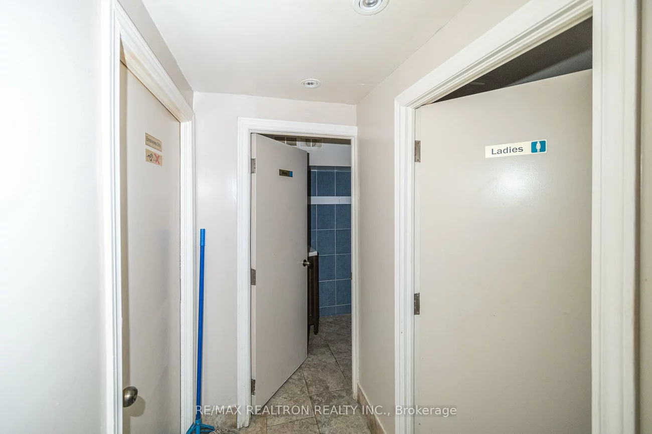 3541, St Clair, Clairlea-Birchmount, Toronto