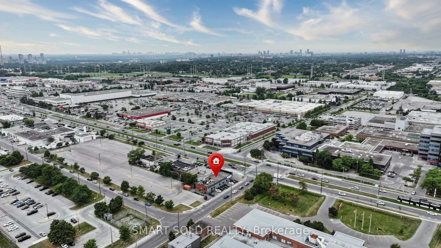 2043, Eglinton, Clairlea-Birchmount, Toronto