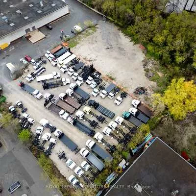 Commercial for sale, 49, Cranfield, O'Connor-Parkview, Toronto