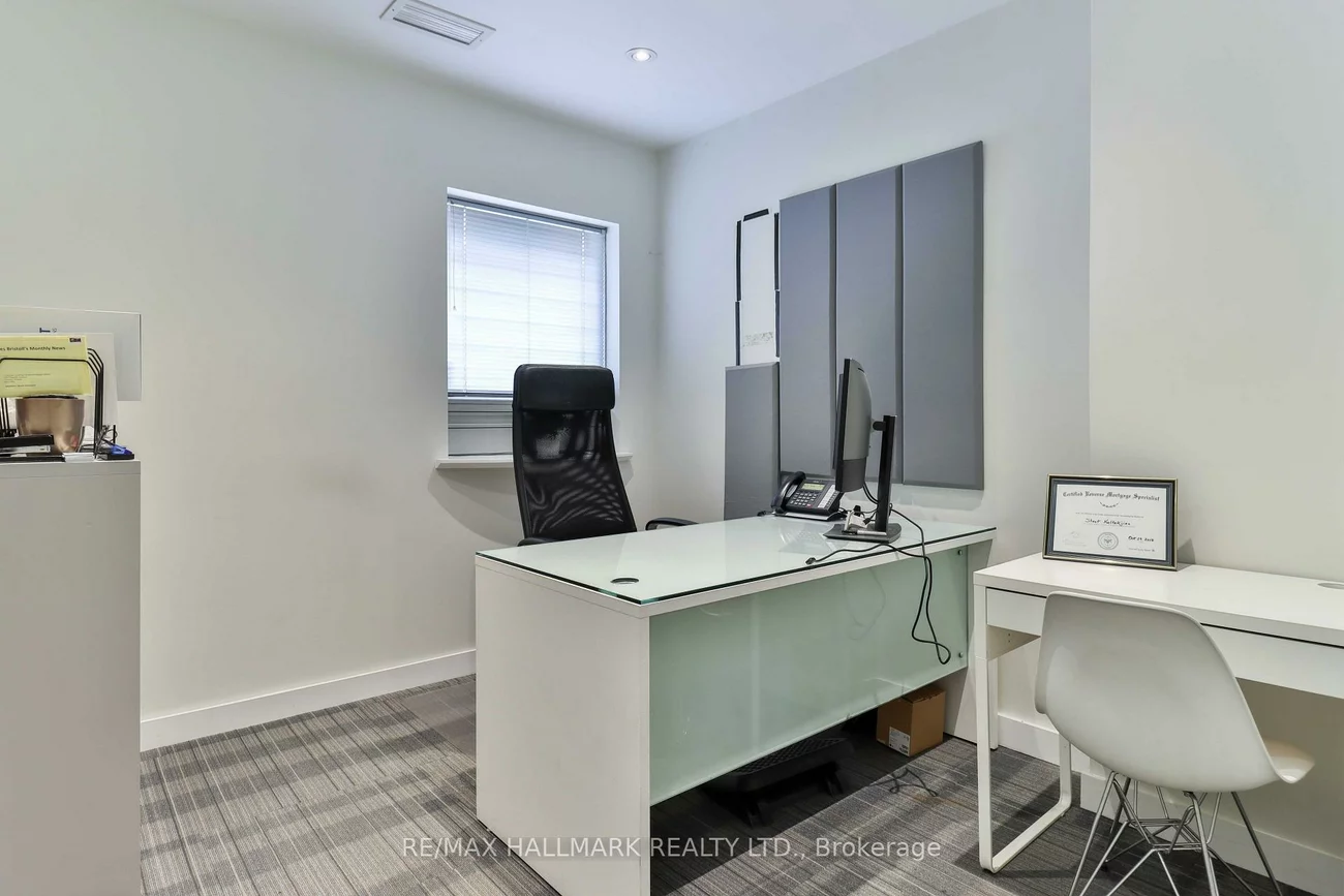 478, Cosburn, East York, Toronto
