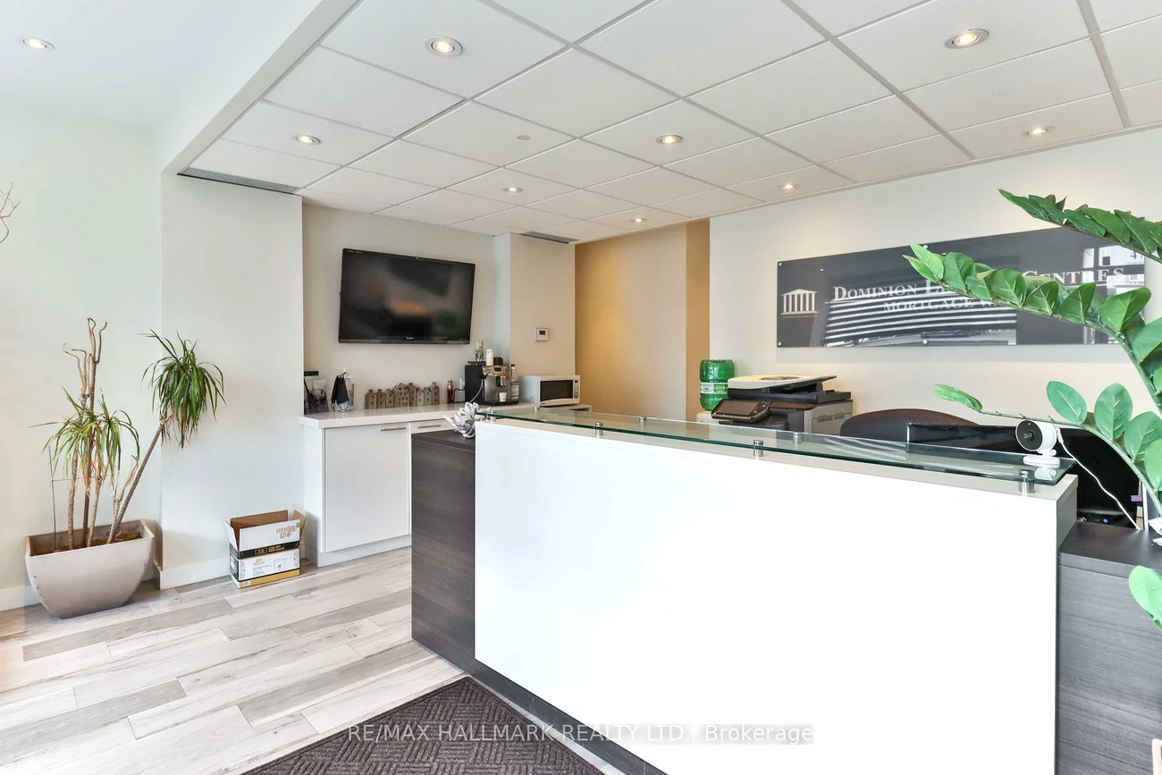478, Cosburn, East York, Toronto