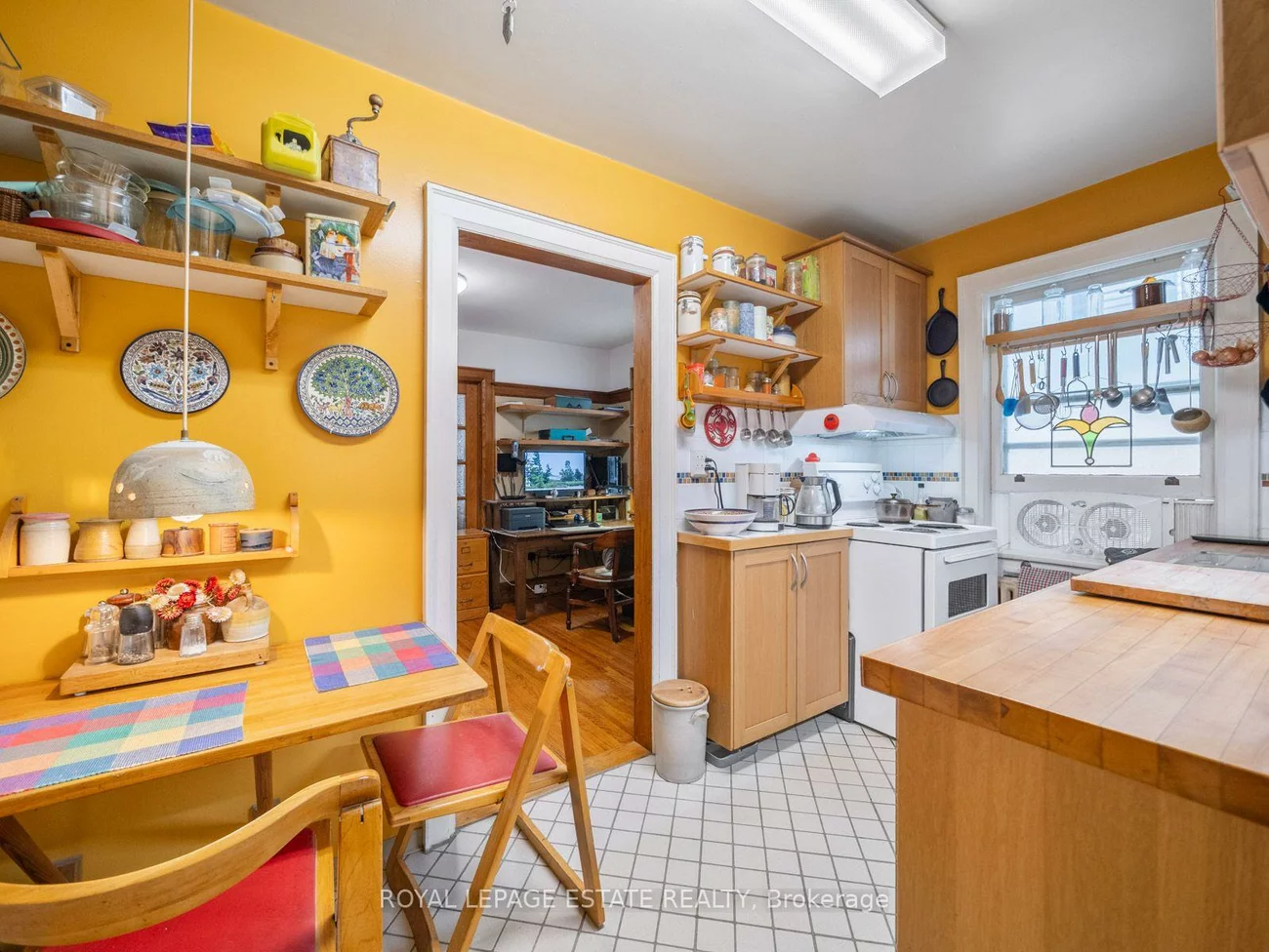 2275, Queen, The Beaches, Toronto