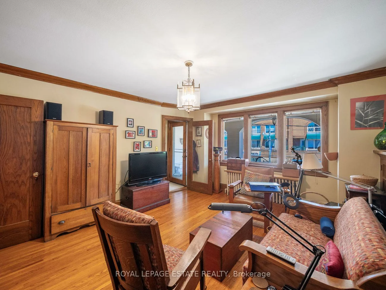 2275, Queen, The Beaches, Toronto