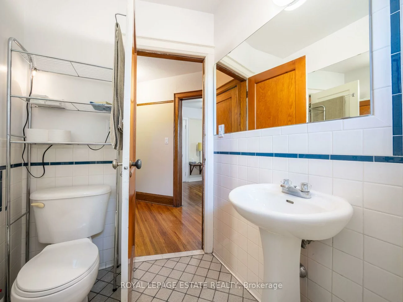 2275, Queen, The Beaches, Toronto