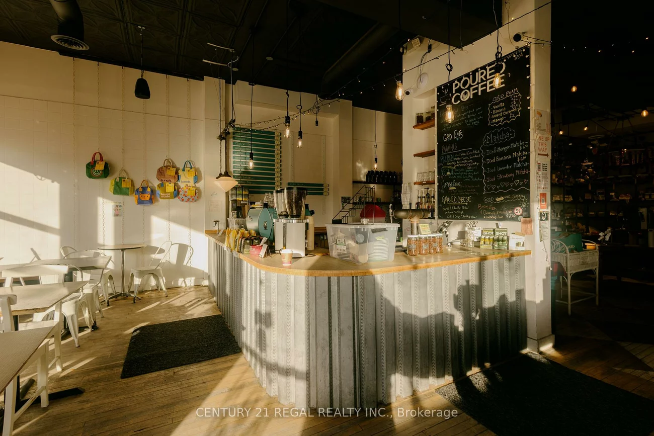 2165, Danforth, East End-Danforth, Toronto