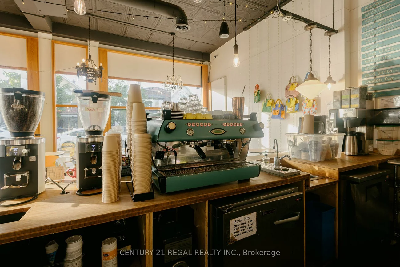 2165, Danforth, East End-Danforth, Toronto