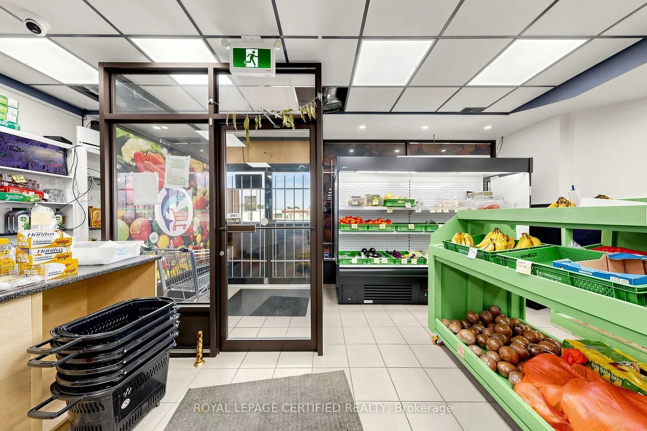 2679, Eglinton, Eglinton East, Toronto