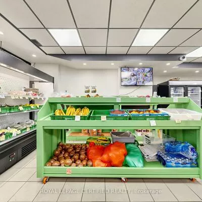Commercial for sale, 2679, Eglinton, Eglinton East, Toronto