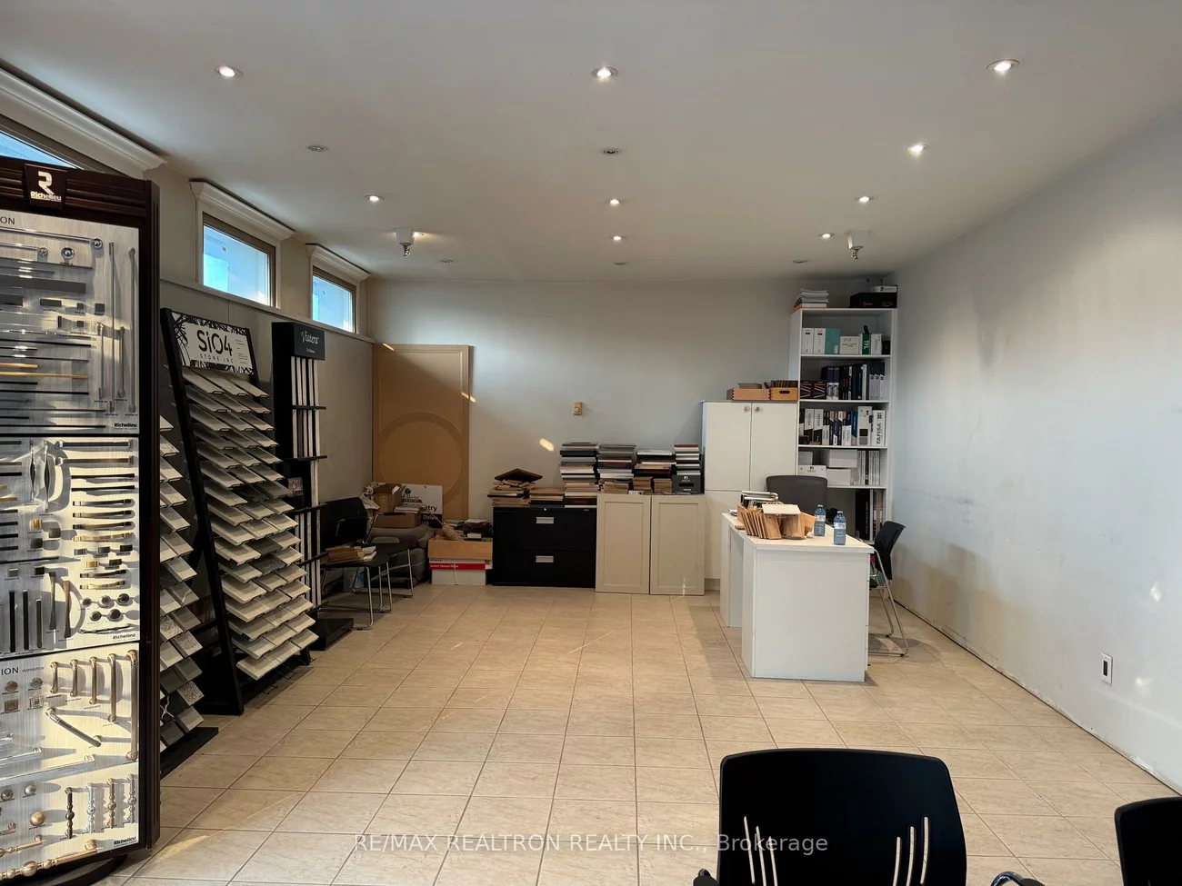 112, Production, Woburn, Toronto