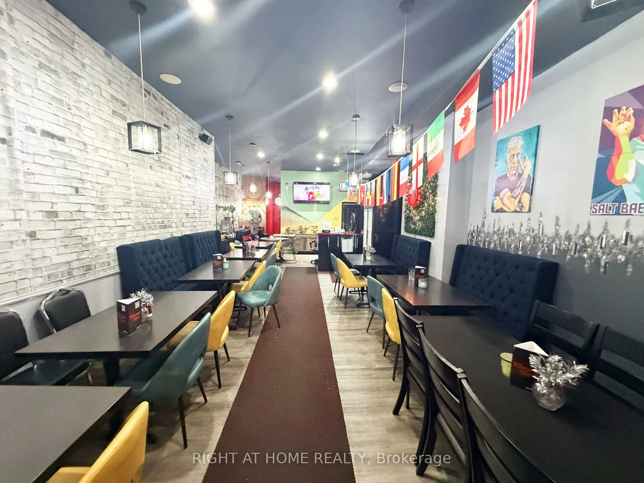2891, Danforth, East End-Danforth, Toronto