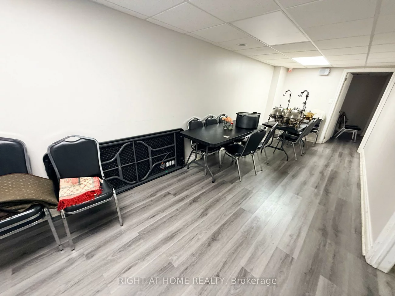 2891, Danforth, East End-Danforth, Toronto