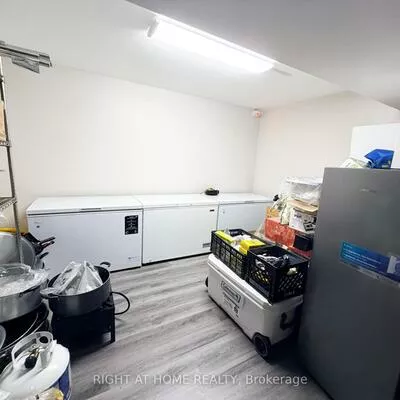 Commercial for sale, 2891, Danforth, East End-Danforth, Toronto
