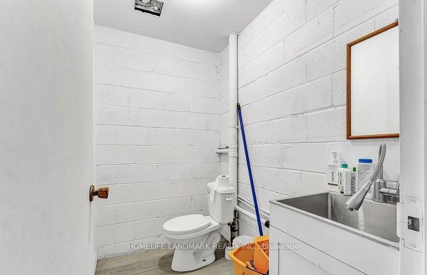 294, Markham, Woburn, Toronto