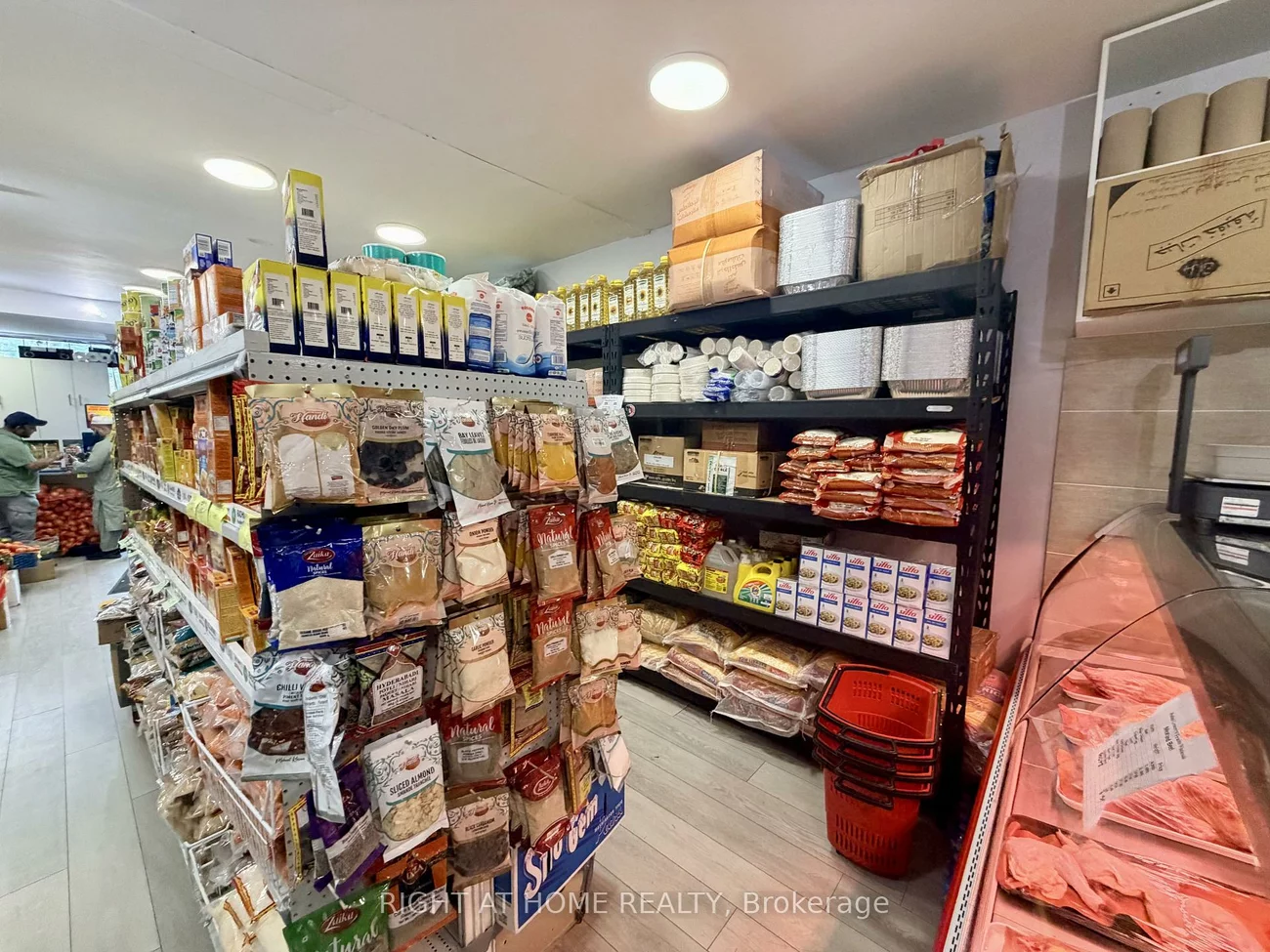 3468, Danforth, Oakridge, Toronto
