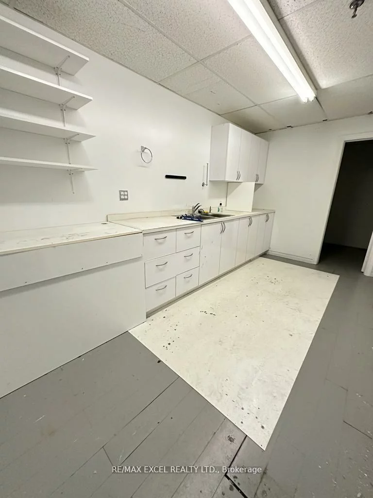 3833, Midland, Milliken, Toronto