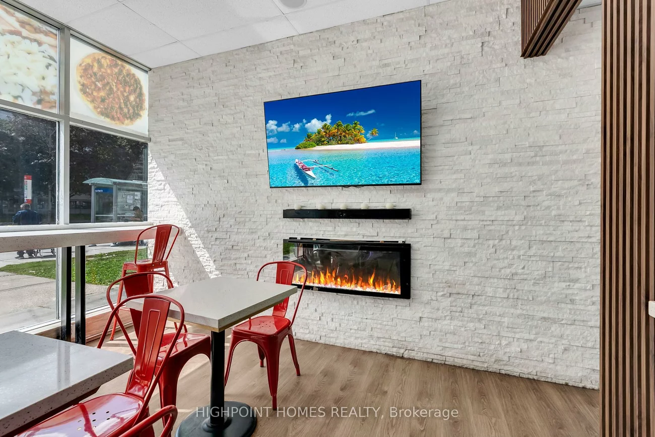 3192, Eglinton, Scarborough Village, Toronto