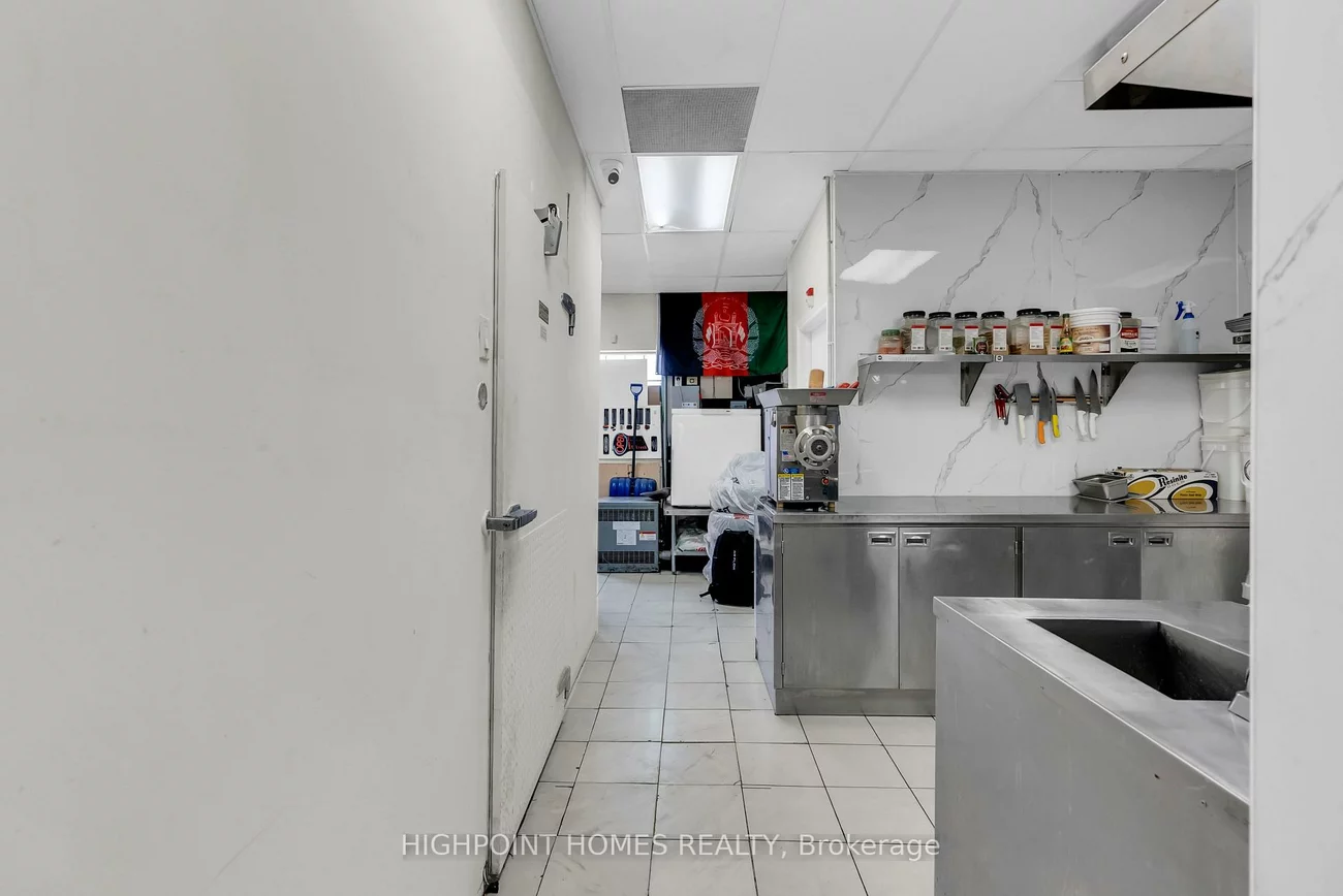 3192, Eglinton, Scarborough Village, Toronto
