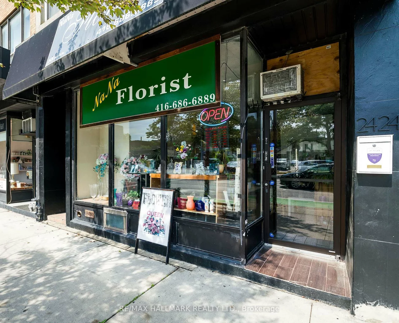 2424, Danforth, East End-Danforth, Toronto