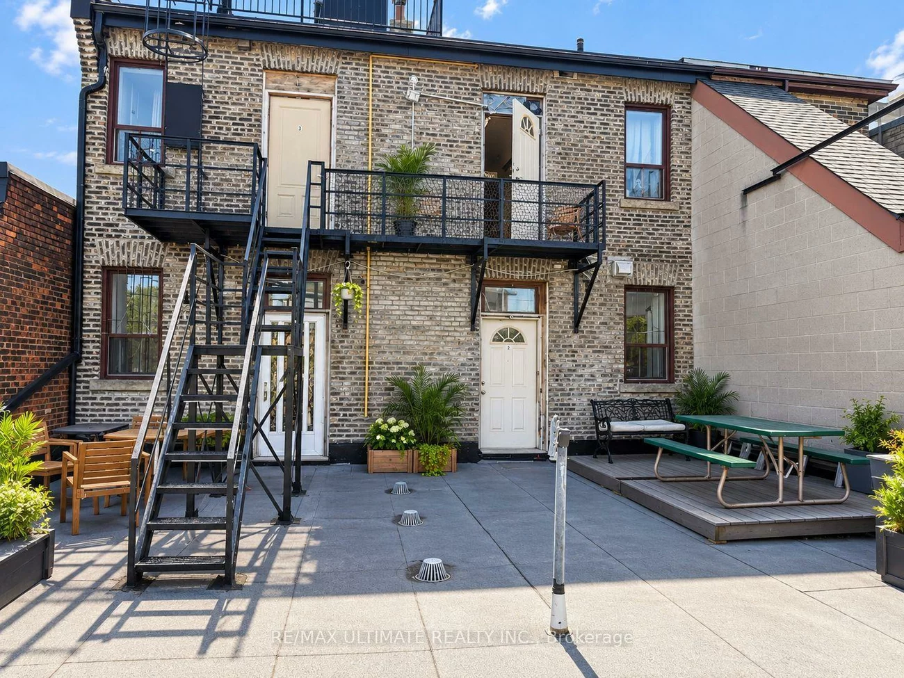 720-720A, Queen, South Riverdale, Toronto