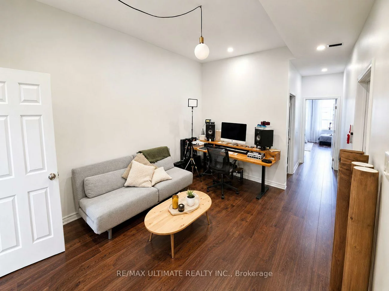 720-720A, Queen, South Riverdale, Toronto