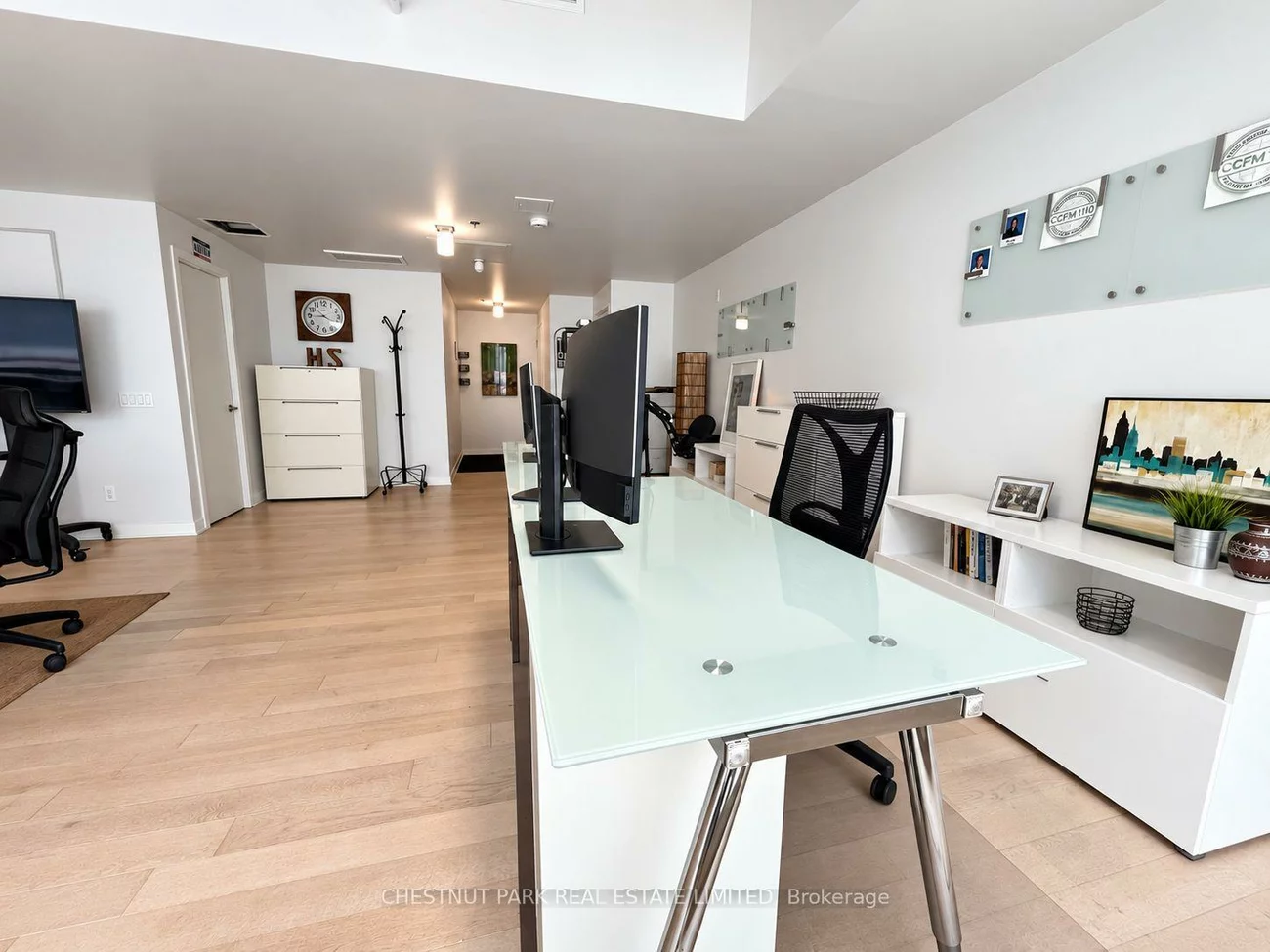 1201, Dundas, South Riverdale, Toronto