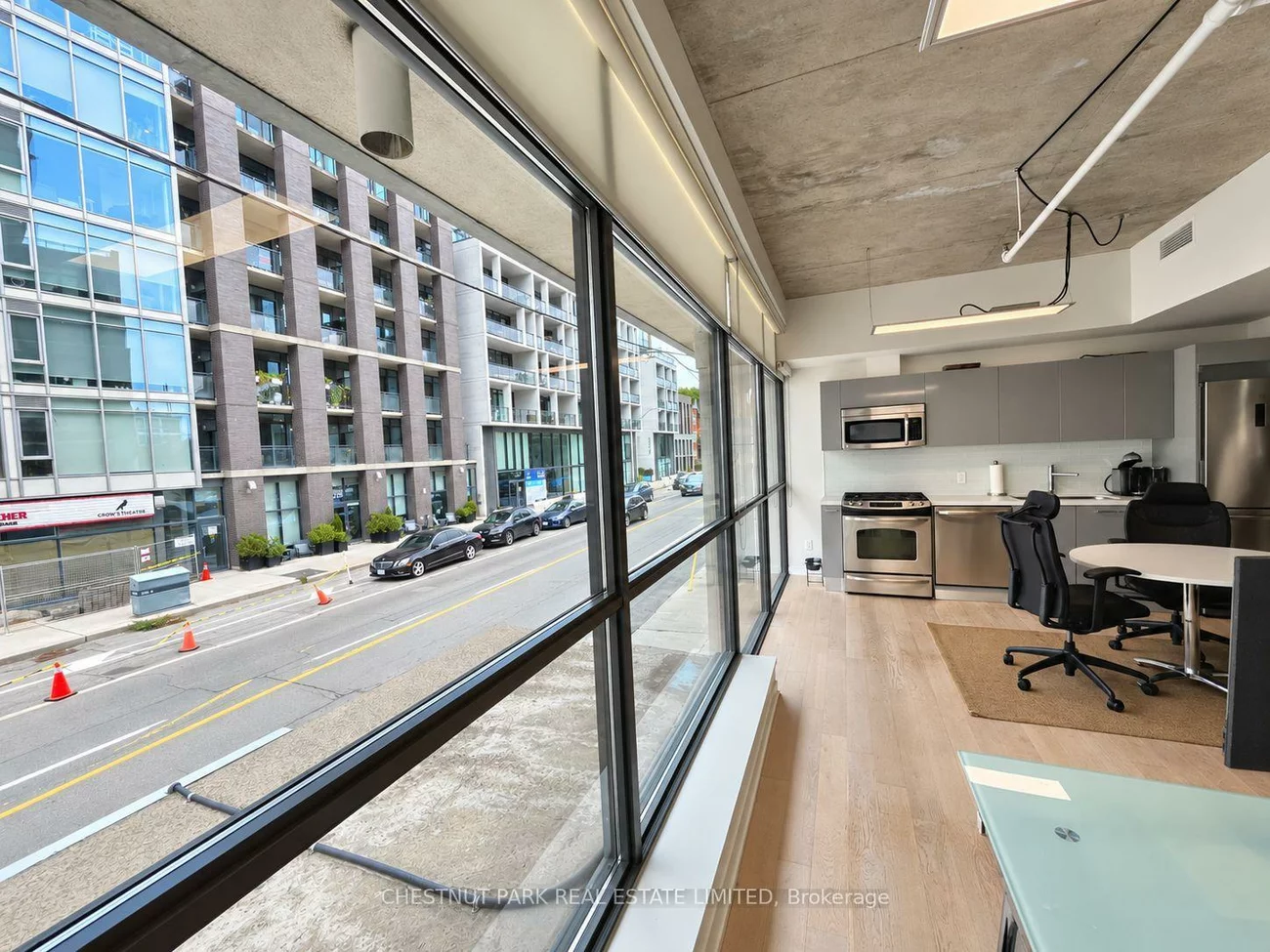 1201, Dundas, South Riverdale, Toronto