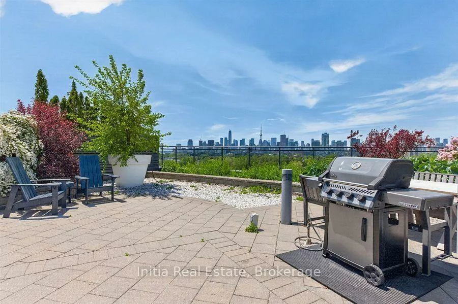 321, Carlaw, South Riverdale, Toronto