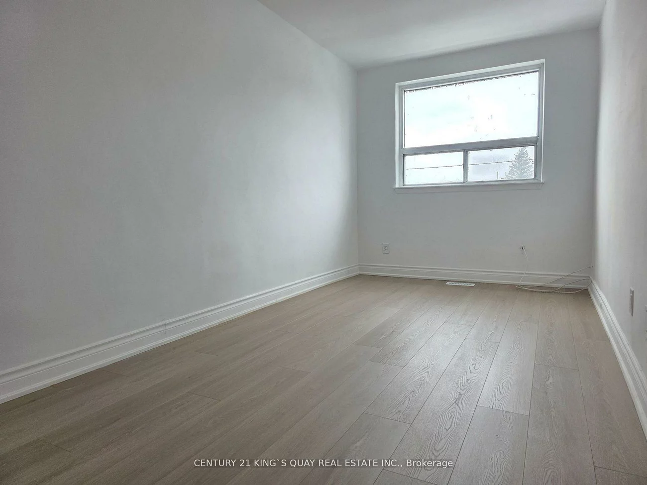 1346, Kennedy, Dorset Park, Toronto