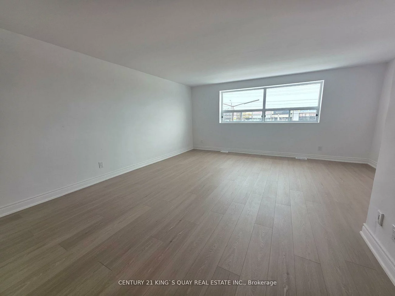 1346, Kennedy, Dorset Park, Toronto