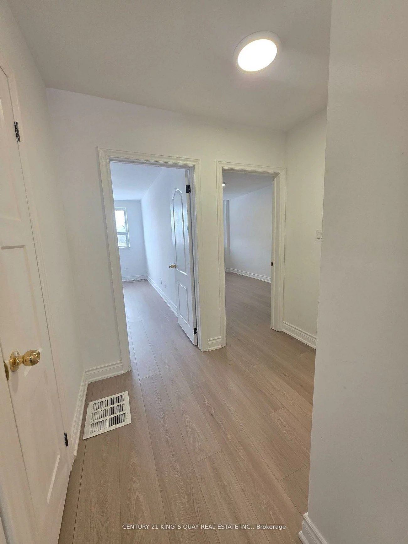 1346, Kennedy, Dorset Park, Toronto