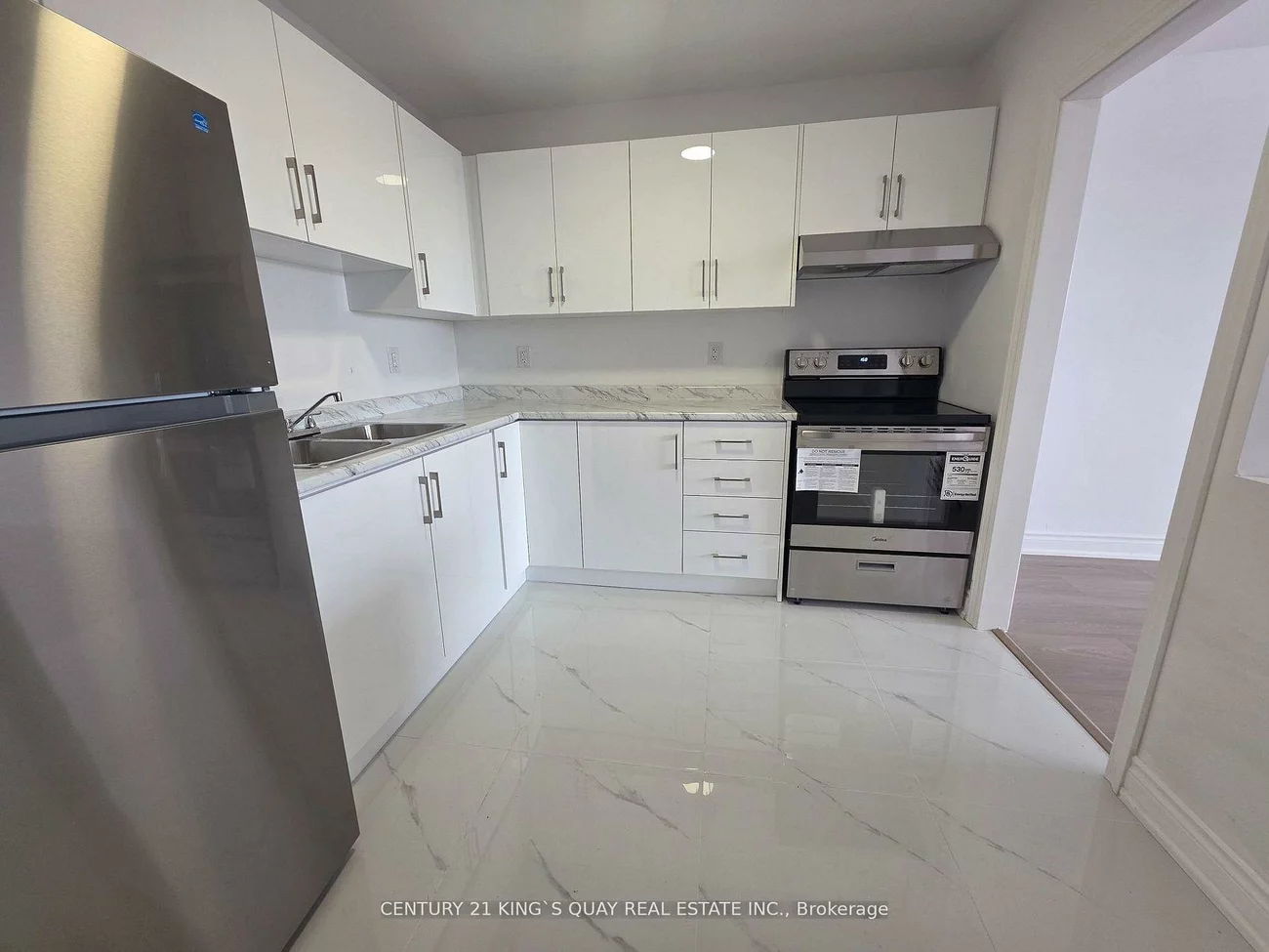 1346, Kennedy, Dorset Park, Toronto